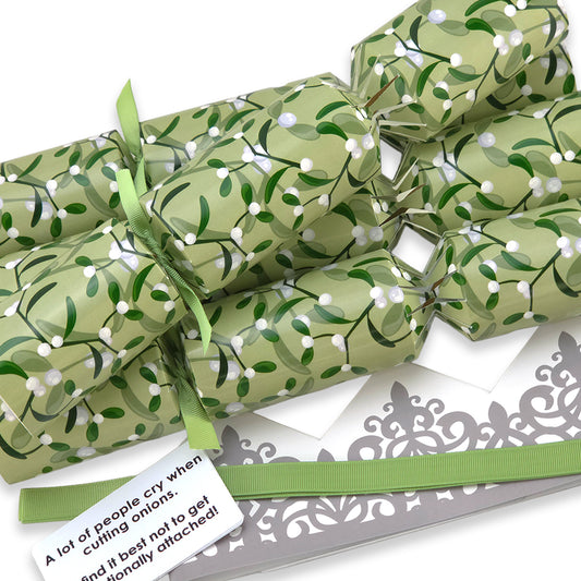 Simply Mistletoe | 4 or 6 Ready to Fill Christmas Crackers | Just Add Gifts