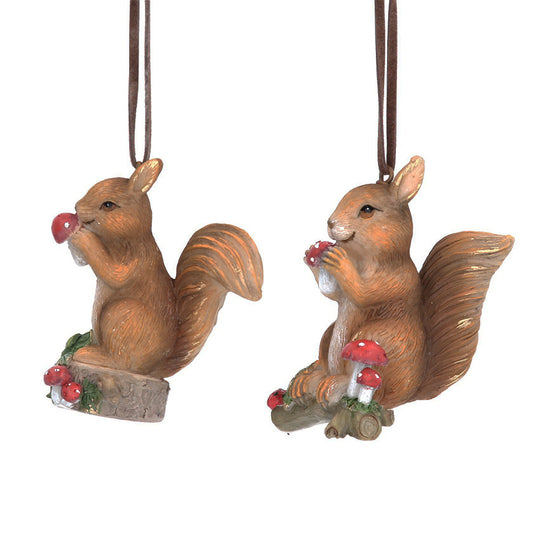Woodland Squirrel Resin Hanging Christmas Tree Decoration | Gisela Graham